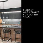 فيلة Uccelli Modern 5 Etoiles With Heated Pool For 12 People *