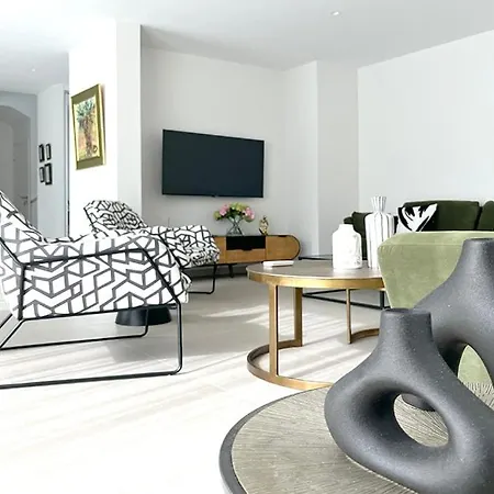 Uccelli Modern 5 Etoiles With Heated Pool For 12 People فيلة *