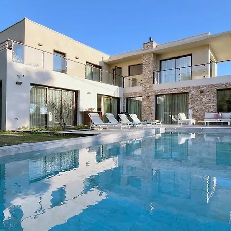 Villa Uccelli Modern 5 étoiles With Heated Pool For 12 People *