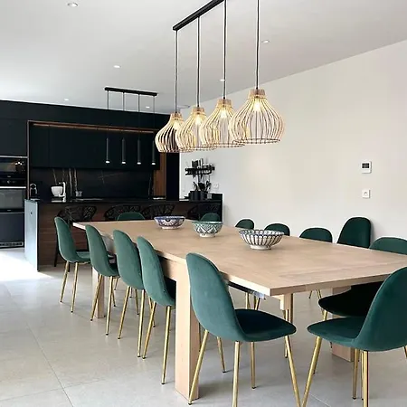 Villa Uccelli Modern 5 étoiles With Heated Pool For 12 People
